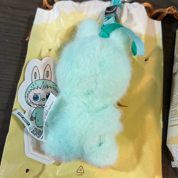 Labubu Pin for Love Letter I - Picture 3 of 5